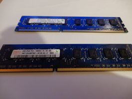 2x Hynix RAM PC3-10600U 2GB DDR3