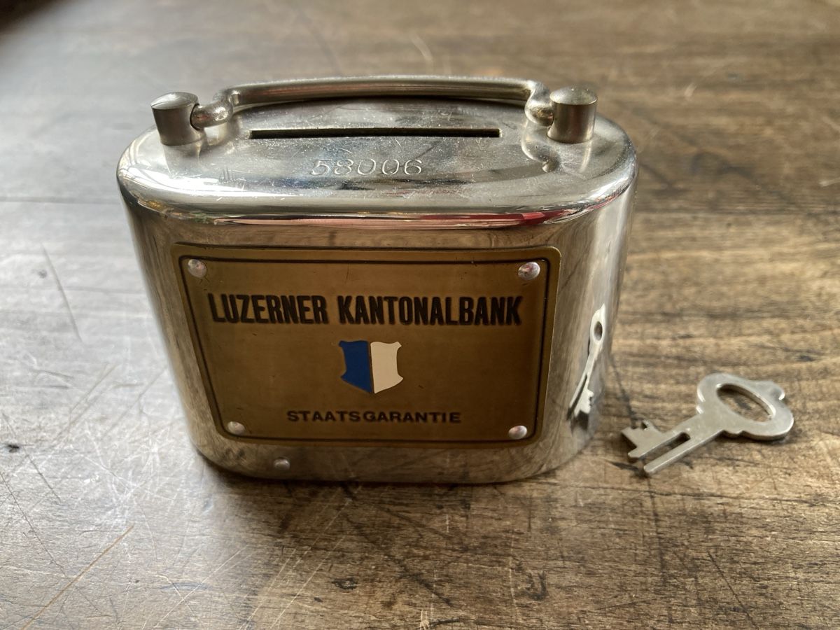Salvadanai: Spardose Luzerner Kantonalbank – Usato da Zürich venduto da Mueschelmau
