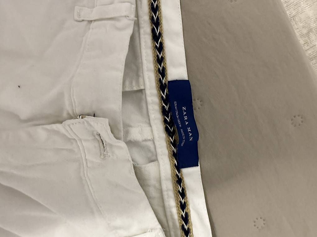 Zara Pantaloni: Herren Hose weiss Zara 44 Grösse – Usato da Wetzikon ZH venduto da Em_Sa