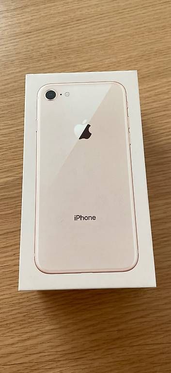 Telefoni cellulari / Smartphones: Iphone 8 – Usato da Winterthur venduto da werdelua