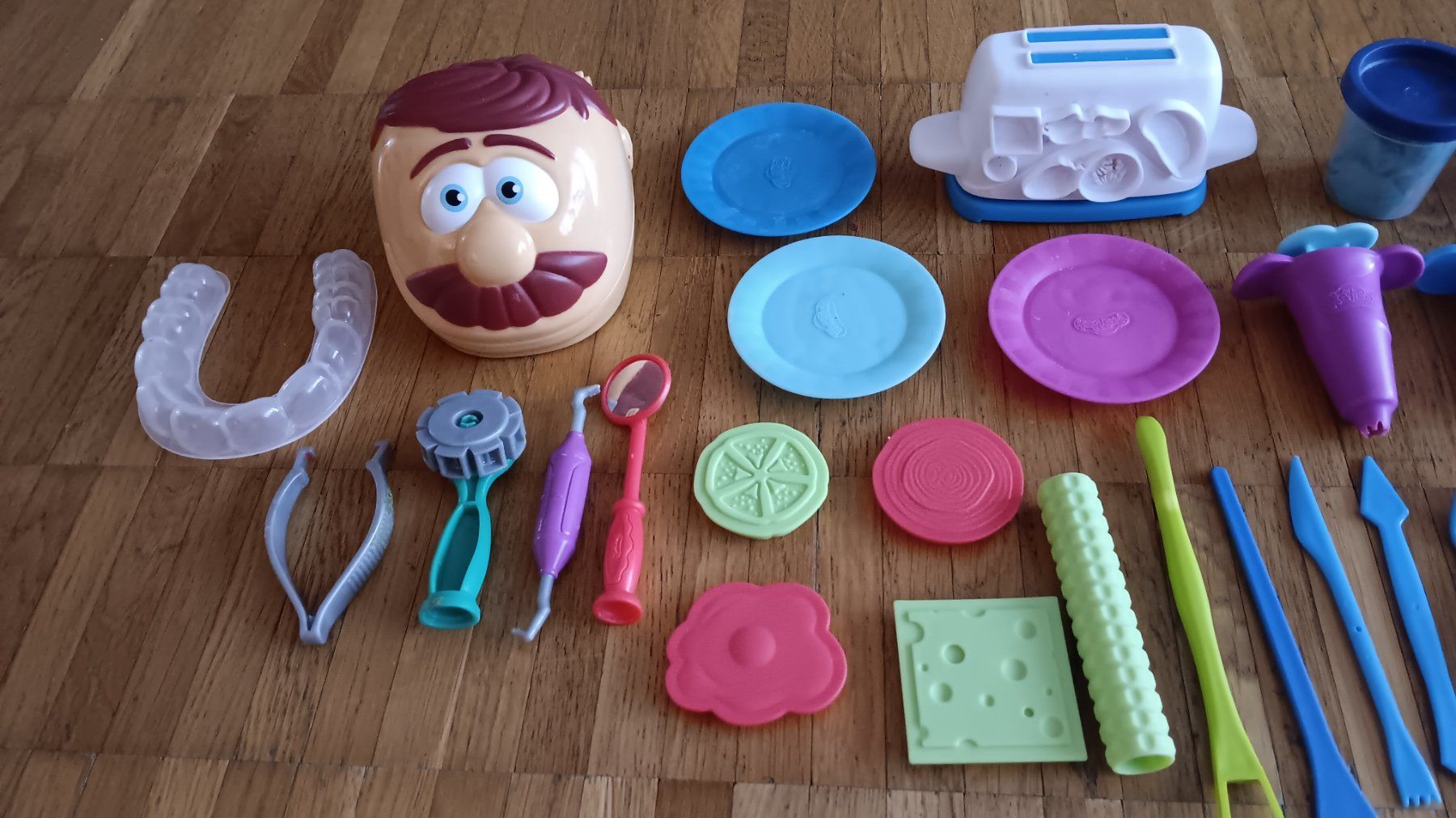 Play-Doh Giocattoli: Play-Doh Zubehör-Set, divers – Usato da Dietikon venduto da Rabia 1