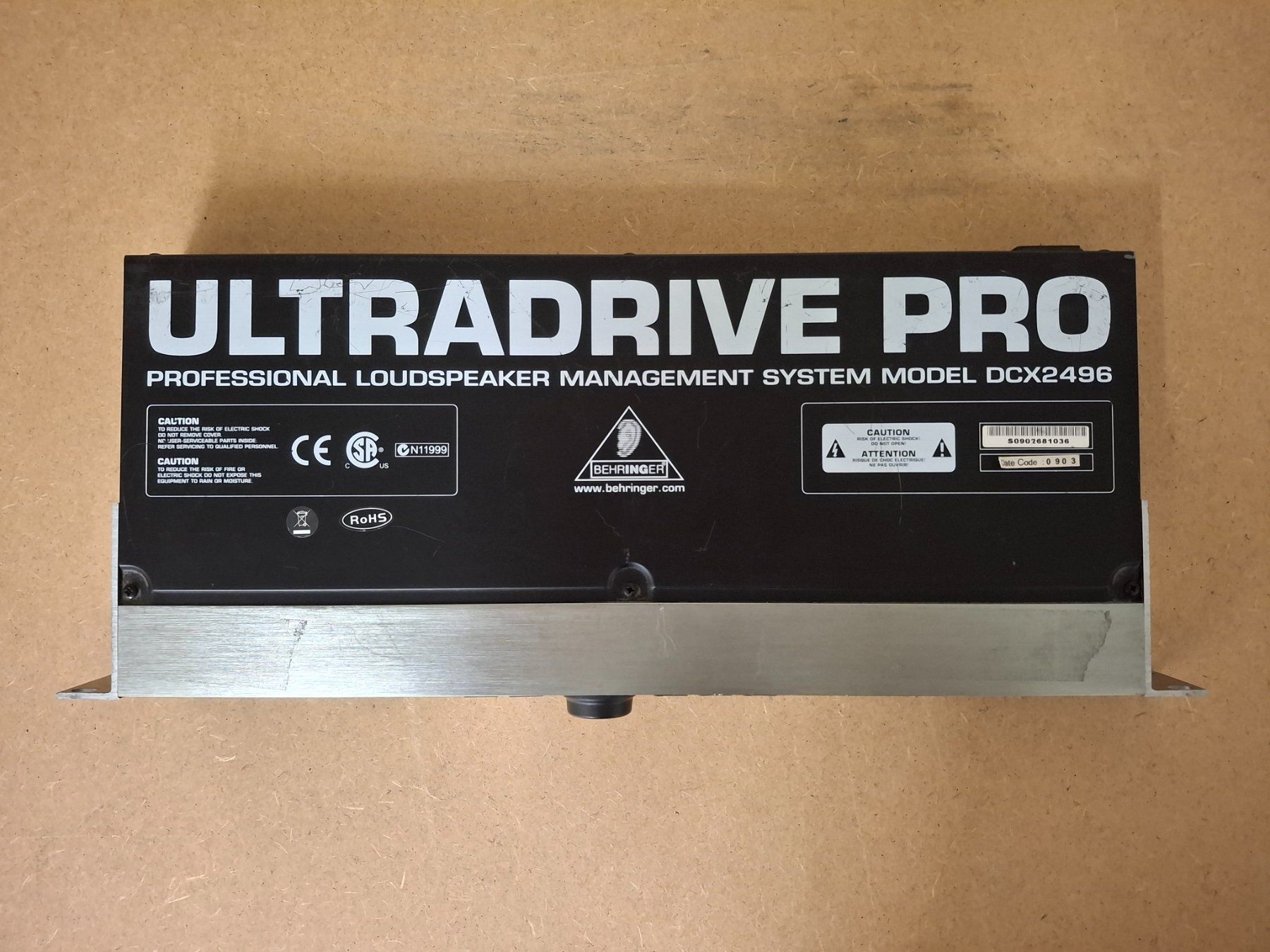 Behringer Egaliseurs: Behringer Ultradrive Pro DCX2496 – D'occasion à Wängi par Starlight-Show 3