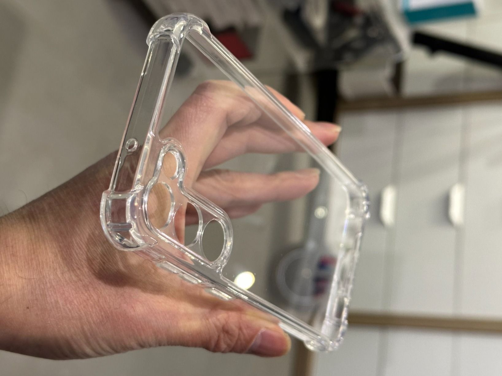 Cover & Protezioni schermo: Galaxy S23 plus - coque transparente anti empreinte – Nuovo e nell'imballaggio originale da Morges venduto da DigiAC 1