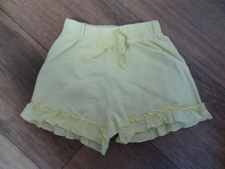 Shorts Zara jaune taille 6 ans 116 cm