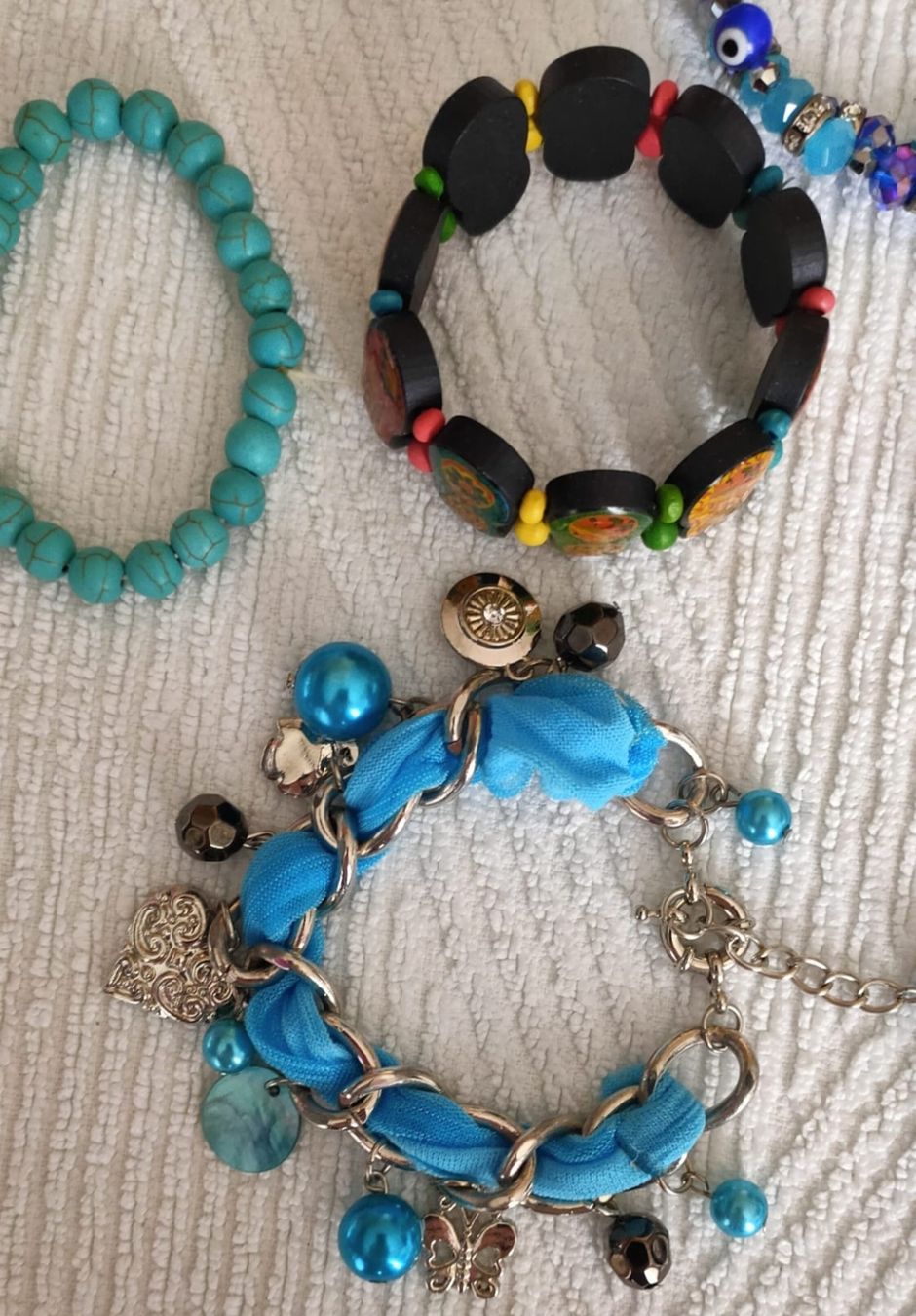 Bracelets: Armbänder – D'occasion à Luzern par Luzern_Energy 3