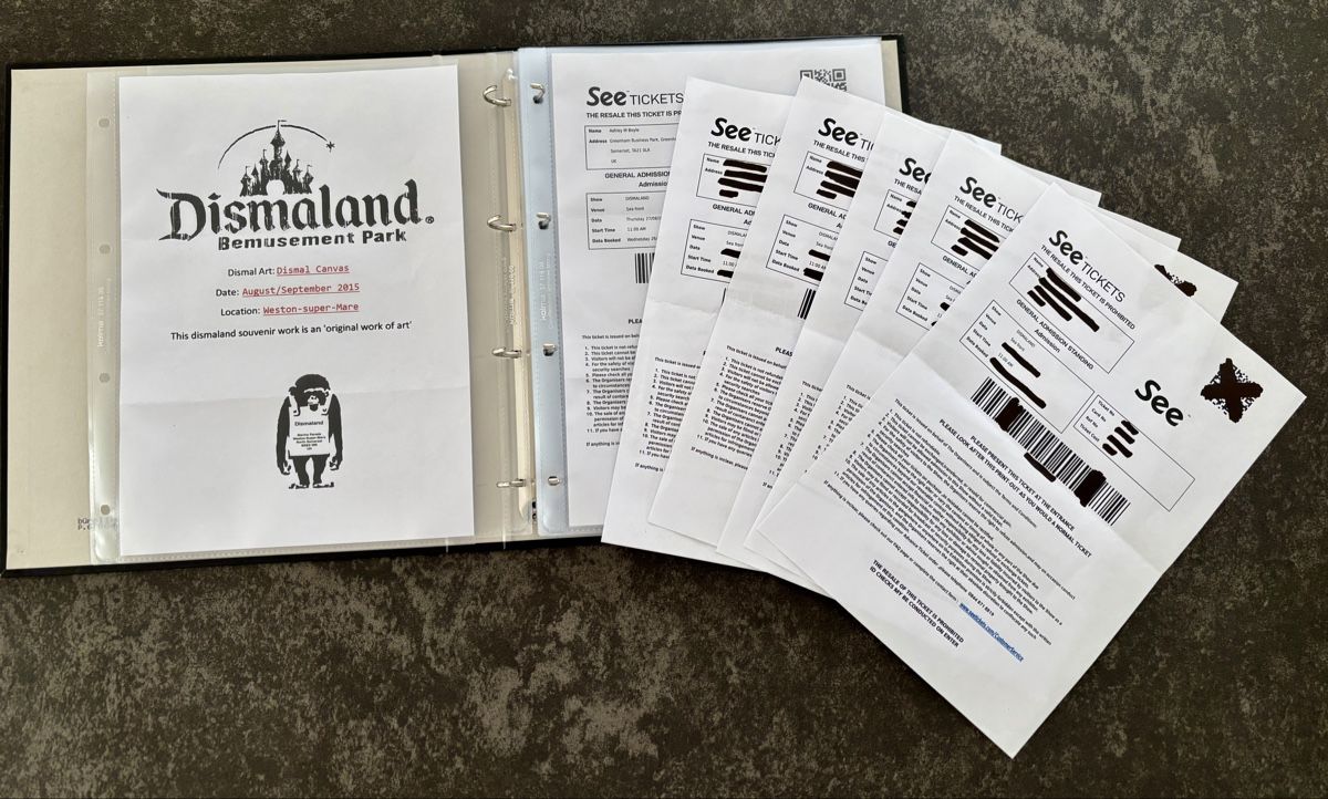 Dipinti: BANKSY "Art Dismaland Cardboard" – Nuovo (secondo la descrizione) da Bülach venduto da Cspadanuda 2