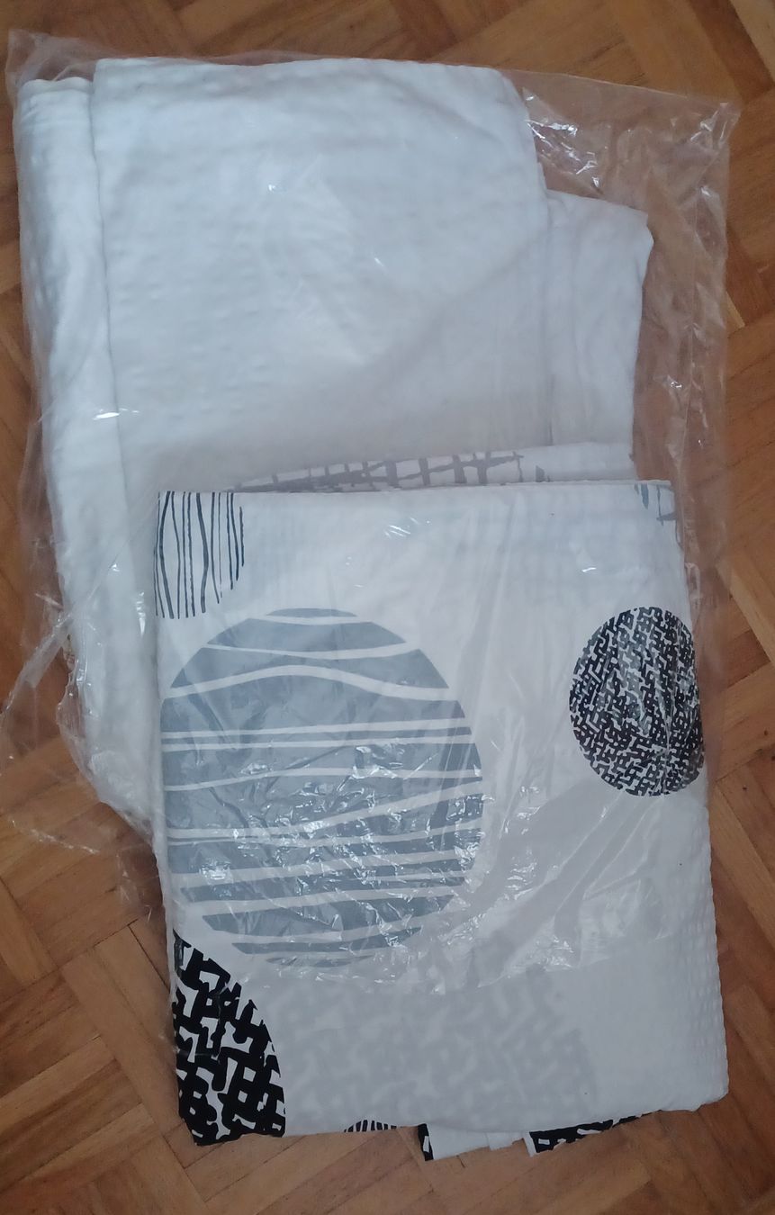 Bettwäsche: Cover for duvet, two together – Gebraucht aus Gstaad von sasha0270