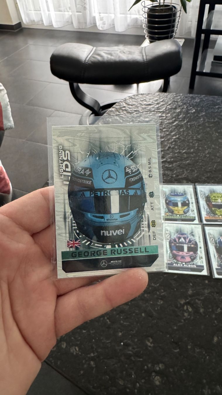 Topps Carte collezionabili: Topps turbo attax f1 Lightning lids – Usato da Burgdorf venduto da Catbagger64 2