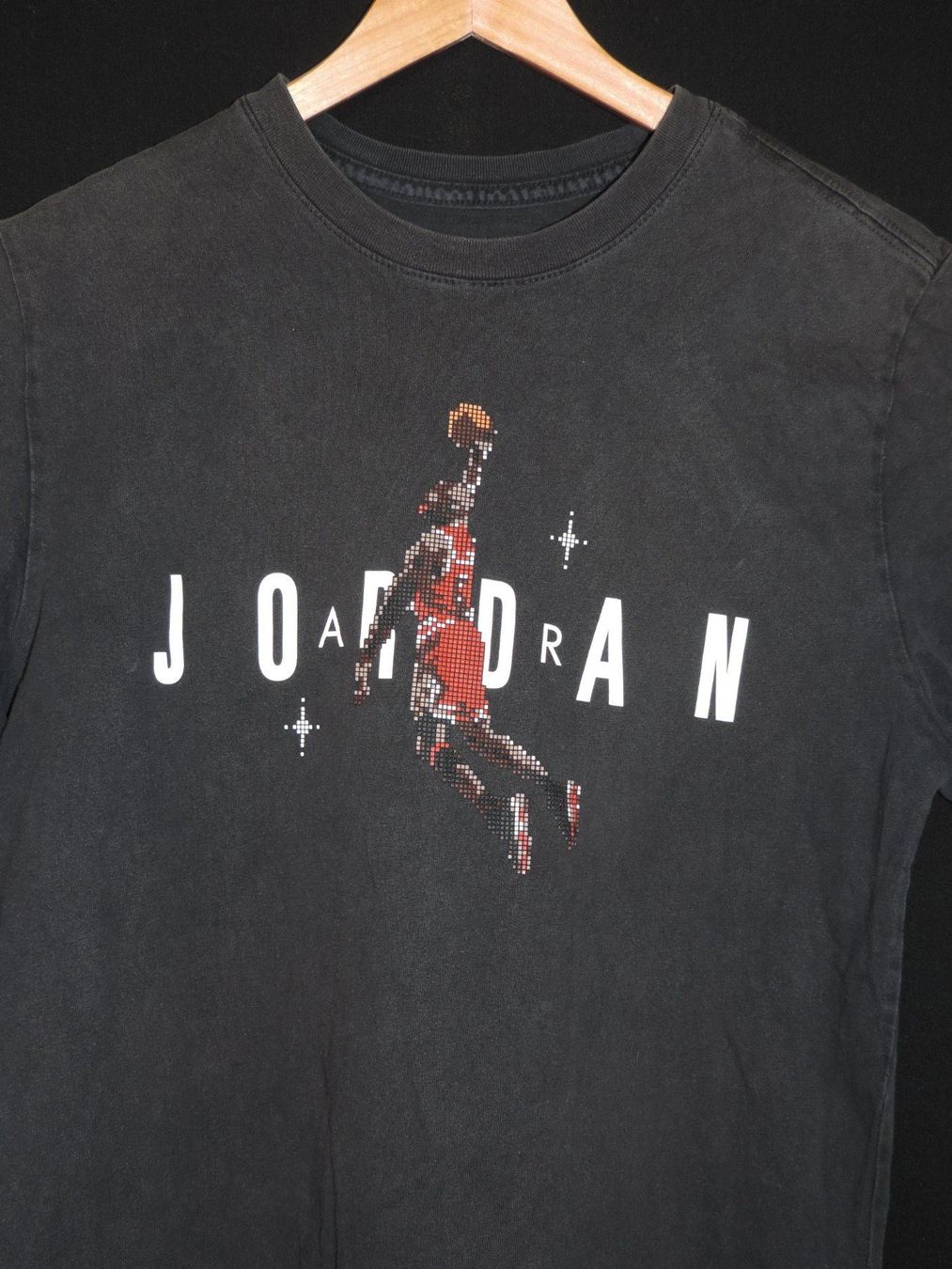 Jordan T-shirt: t-shirt Jordan noir – Usato da Genève venduto da Axelle333