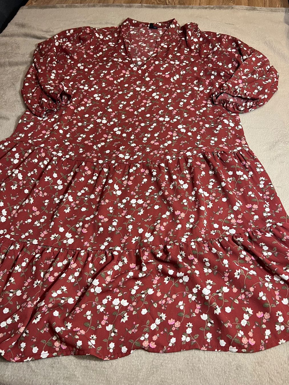 Vero Moda Vestiti: VERO MODA Kleid, Grösse M, Herbstliches Blumenmuster! – Usato da Bottenwil venduto da topshop 1