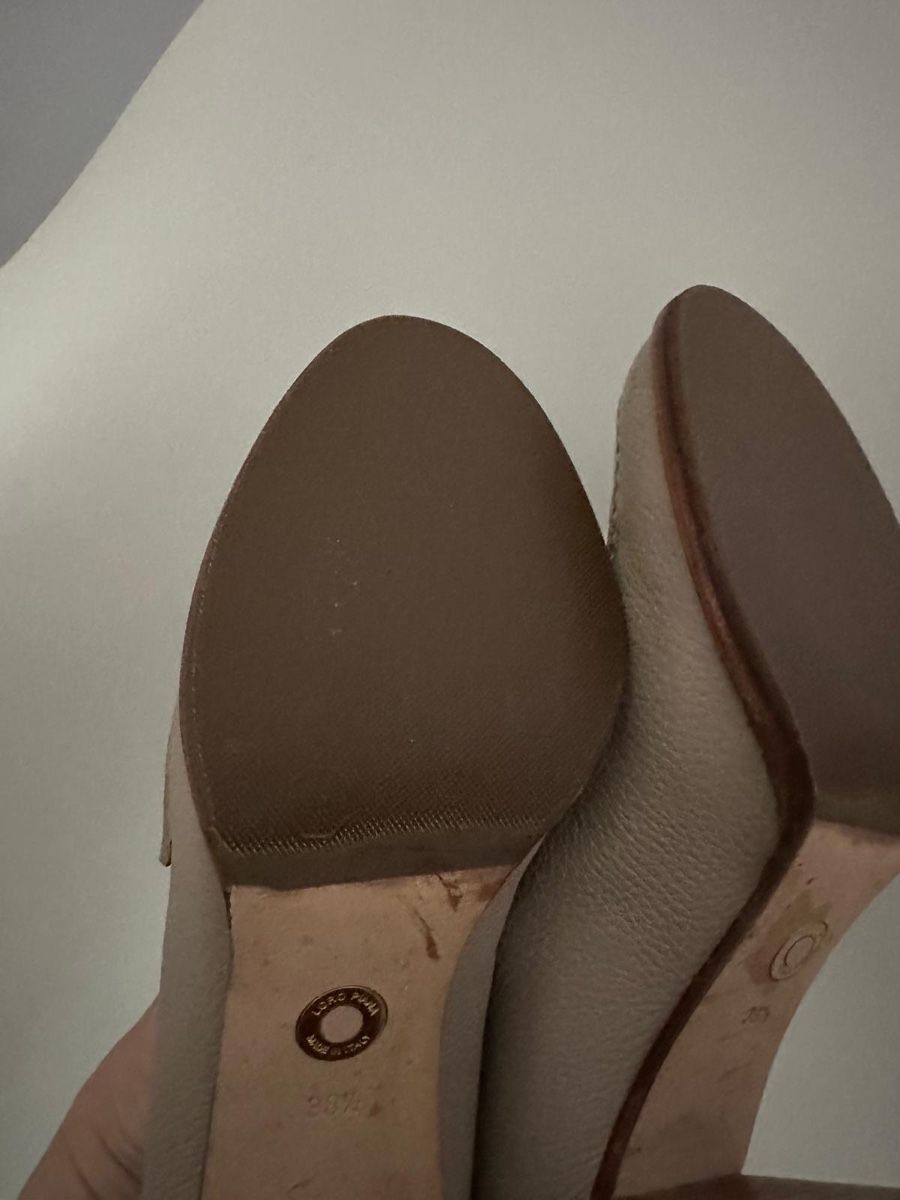 Loro Piana Scarpe da donna: Loro Piana Lederschuhe mit Absatz, Gr. 38.5 – Usato da Binningen venduto da Yuliya15 5