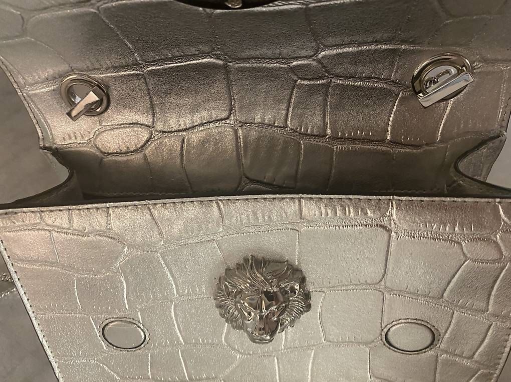 Borse da donna: Handtasche versus versacez – Usato da Worb venduto da Khloe72 4