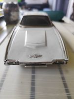 Ford Thunderbird Sedan friktion + Orginal Schachtel