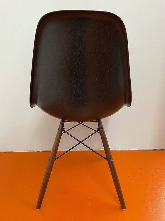 Stühle: Eames side chair dark tone – Gebraucht aus hermrigen von Hasihasi2 1