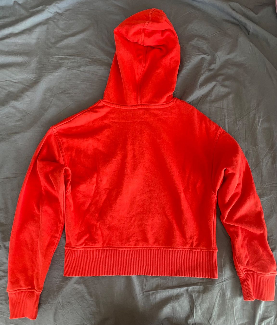 Bershka Pulls & Sweat-shirts: Pullover Bershka – D'occasion à Huttwil par mandala123 1