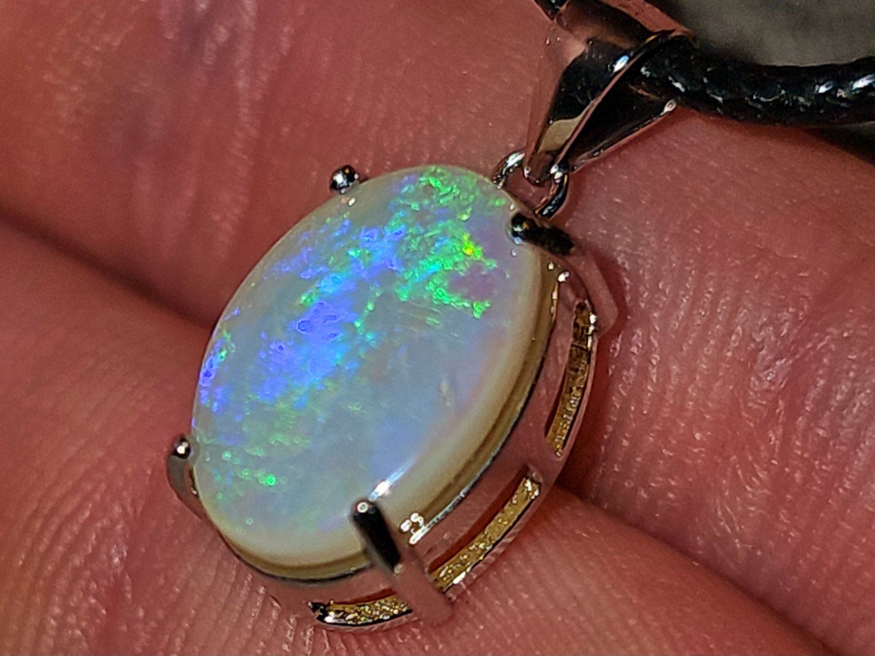 Pietre preziose: Natürlicher Australischer Flashfire Opal – Nuovo e nell'imballaggio originale da Uerkheim venduto da Winwinner 5