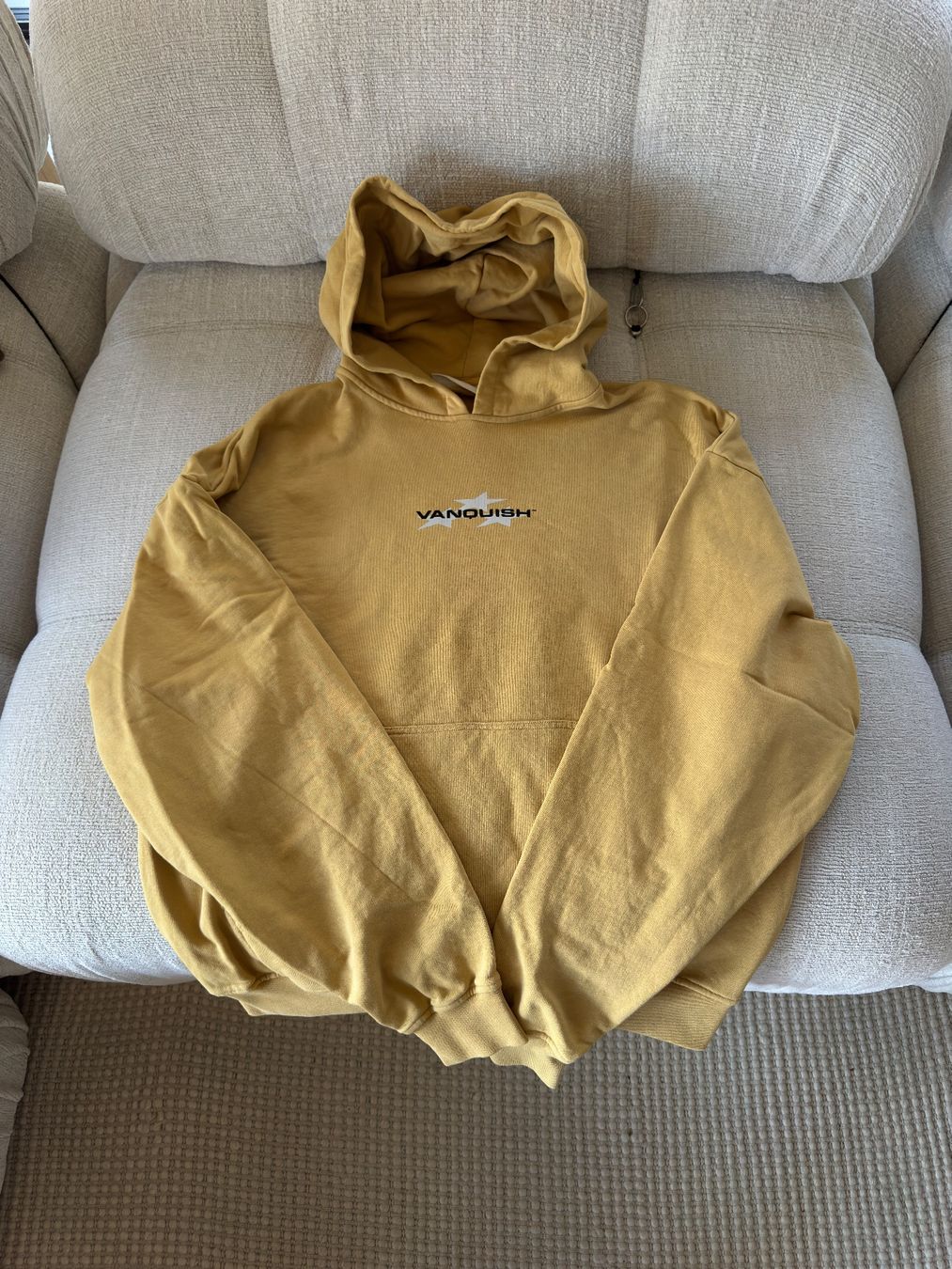 Maglioni & Felpe: Vanquish | Sweatshirt – Nuovo (secondo la descrizione) da Horgen venduto da onur_5 1