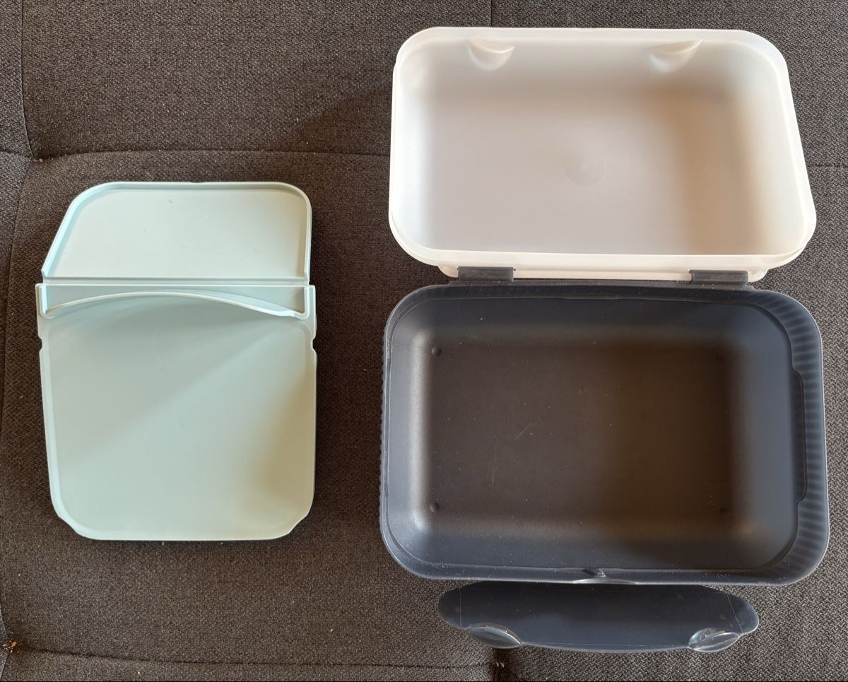 Tupperware Recipients et similaires: Lot de boîtes alimentaires  – D'occasion à Tramelan par crevette72 3