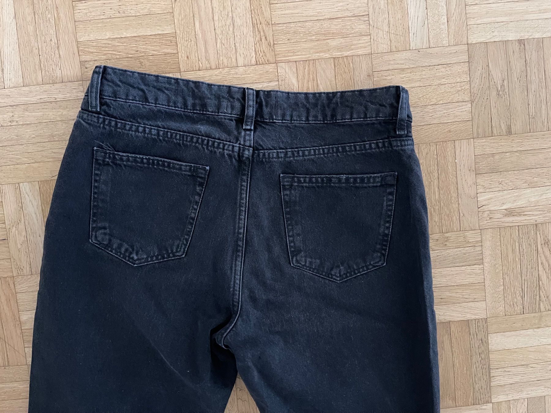 Zara Jeans: Damen Jeans mit Steinchen Gr. 38 – Usato da Zürich venduto da Kia78 4