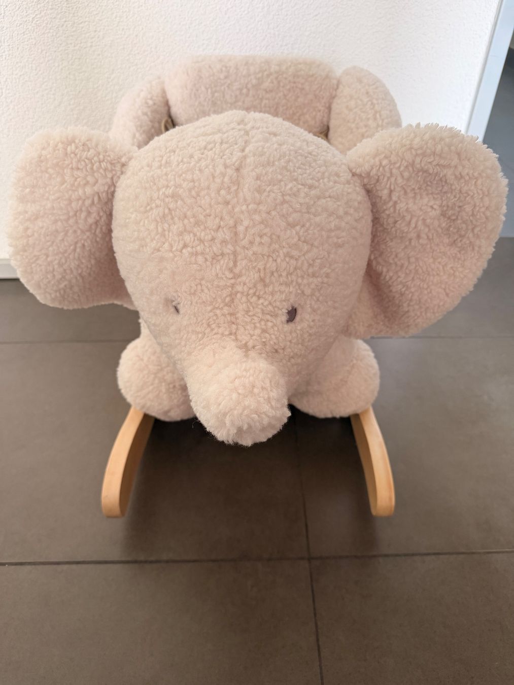 Nattou Giocattoli: Schaukelpferd Elefant mit Sitz beige – Nuovo (secondo la descrizione) da Winterthur venduto da Wavaa