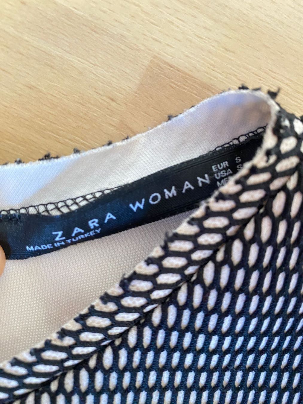 Zara Kleider: Schwarzes Kleid Gr. S - Figurbetont und elegant – Neu (gemäss Beschreibung) aus Rothrist von lil_tg5m 3