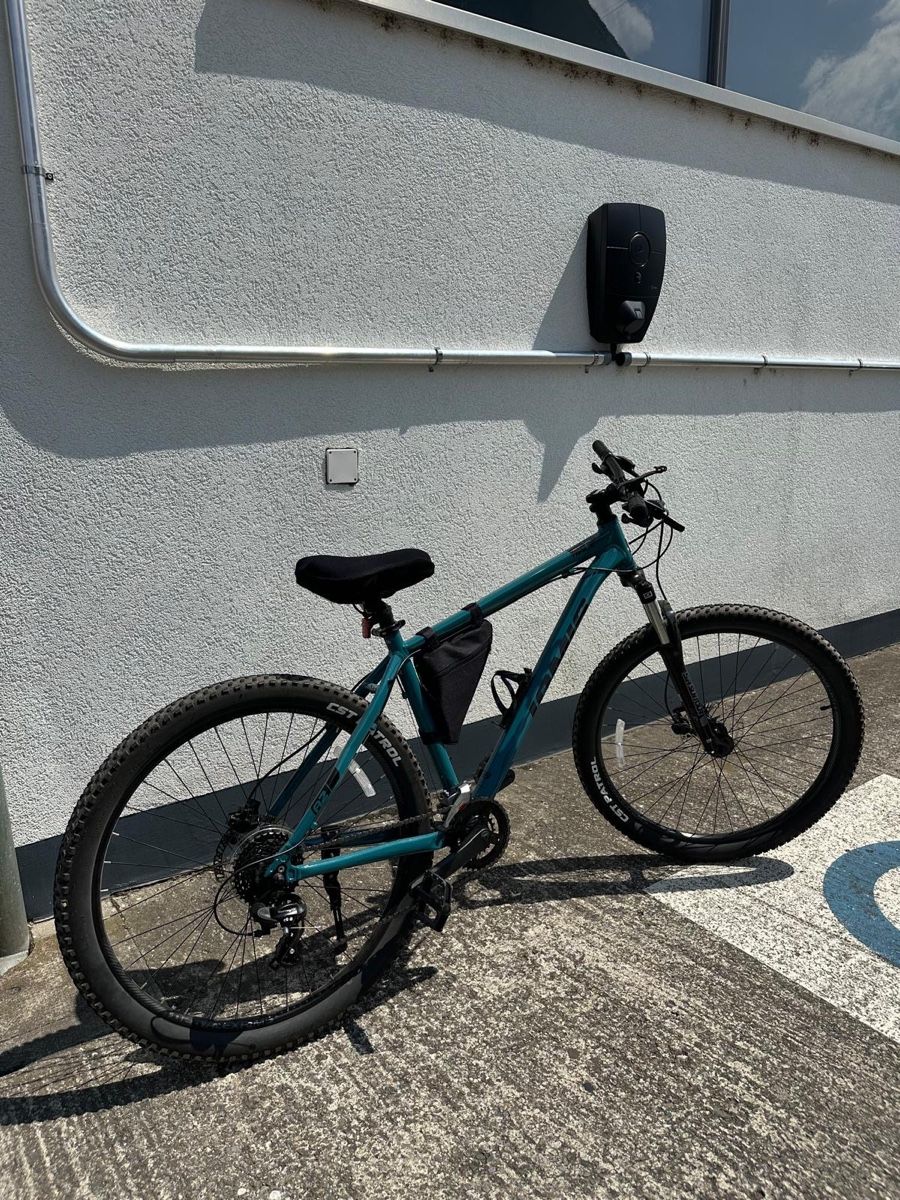 Biciclette: VTT vert, cadre en aluminium, Neuf  – Nuovo (secondo la descrizione) da Thônex venduto da Andre.olvs