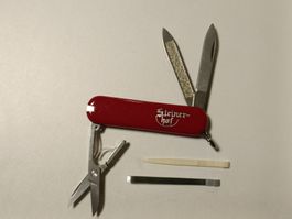 Petit couteau Victorinox rare (il y a PAS de drapeau suisse)