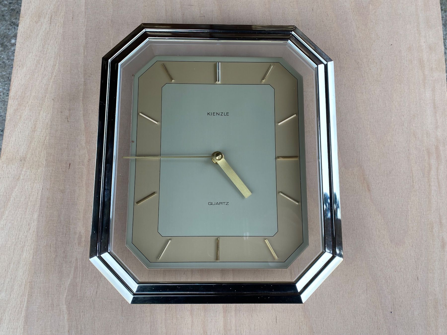 Kienzle Orologi da terra & Orologi da parete: schöne Vintage Kienzle Wanduhr – Usato da Feldbach venduto da Olive1 1