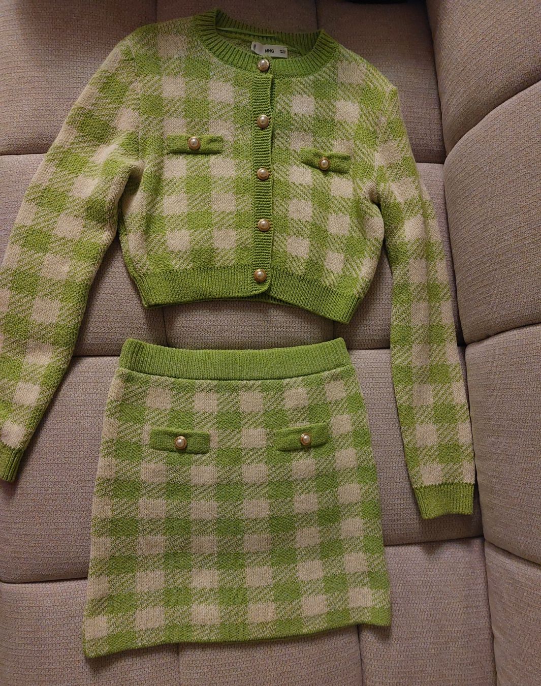 Costumi: Strickkostüm 2-teilig – Nuovo (secondo la descrizione) da Zürich venduto da Flaetti 2