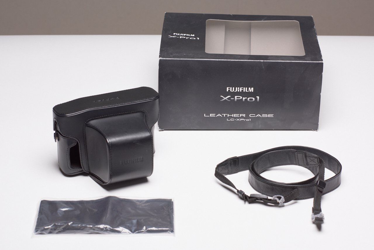 Fujifilm Fotocamera: Fujifilm Leather Case/ Fuji Xpro-1 – Usato da Aarau venduto da Dgday