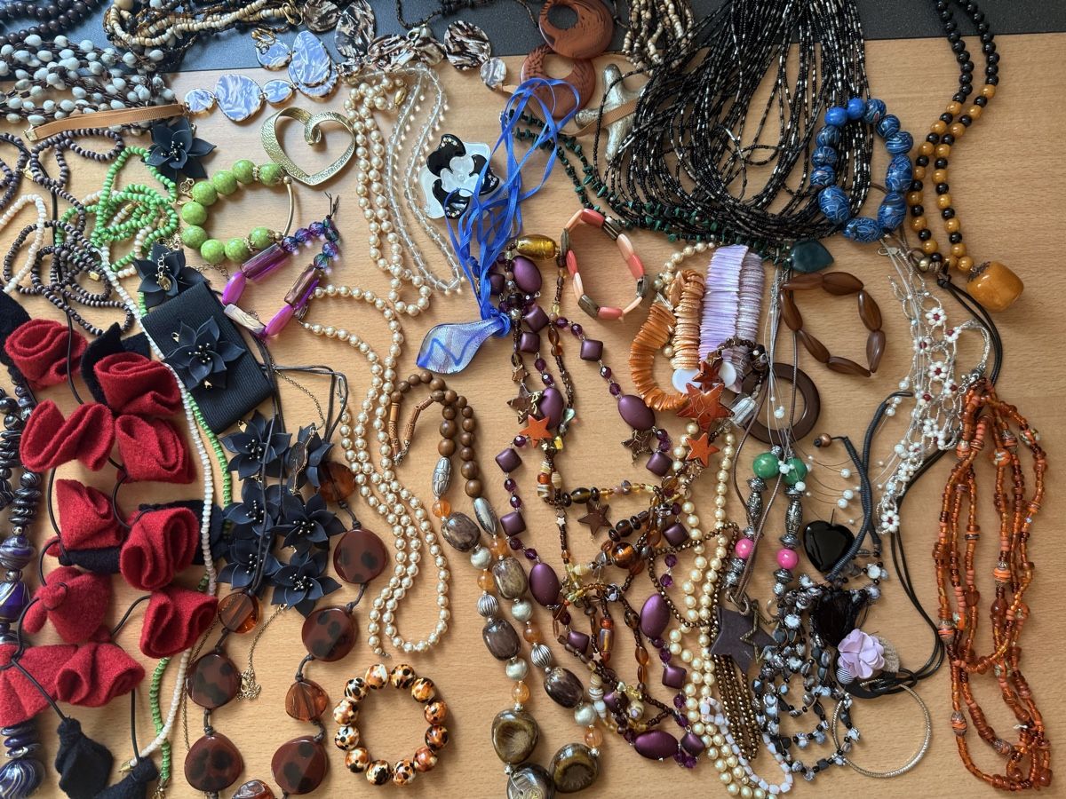 Autres bijoux: 2,3 Kg Modeschmuck Lot – D'occasion à Lamone par LaCantinaMagica 3