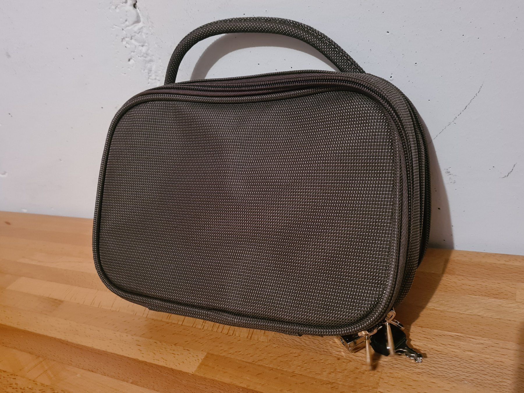 Samsonite Custodie per cosmetici: SAMSONITE Kulturbeutel NEU – Nuovo (secondo la descrizione) da Zürich venduto da Agios 1
