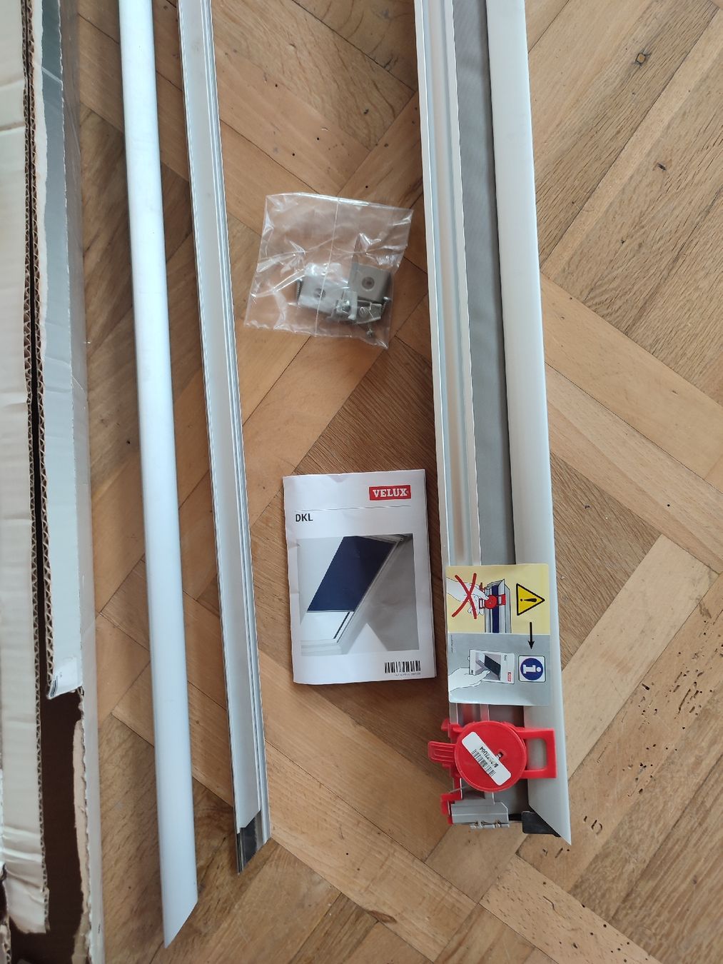 Velux Tende da sole: Velux DKL Verdunkelungsrollo Komplett-Set – Nuovo (secondo la descrizione) da Niederwil SG venduto da berger.niederwil 1