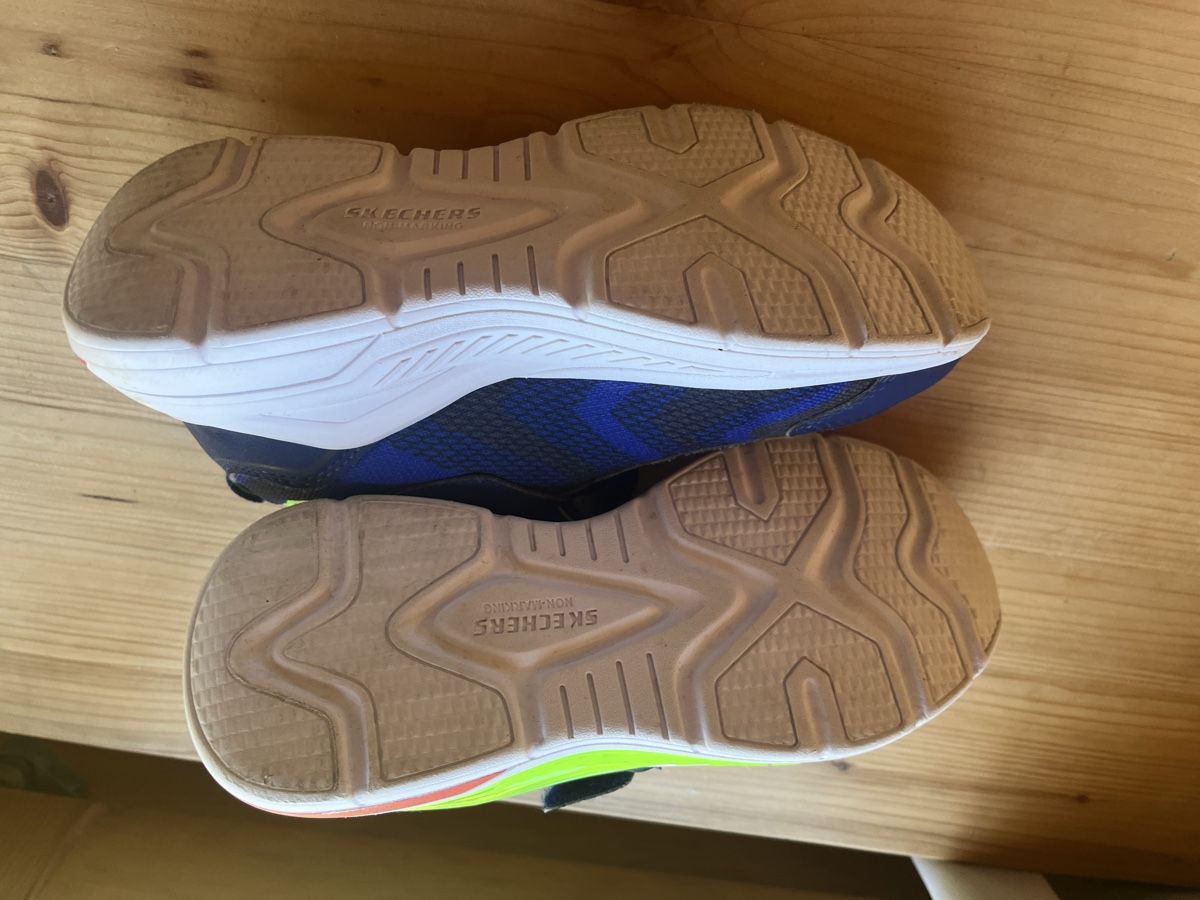 Skechers Chaussures garçon: Skechers S-Light Gr. 33 – Neuf (Voir description) à Adelboden par Jestil20 2