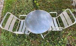 Aluminium-Bistroset – Bistrotisch + 2 NOA Aluminiumstühle