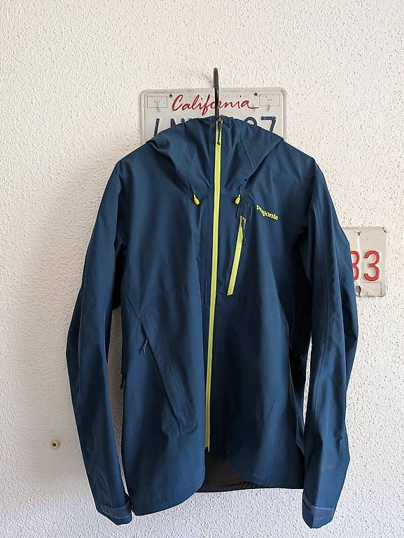 Jacken: Patagonia Calcite Gore-Tex Jacke – Gebraucht aus Bönigen b. Interlaken von Jazzy0
