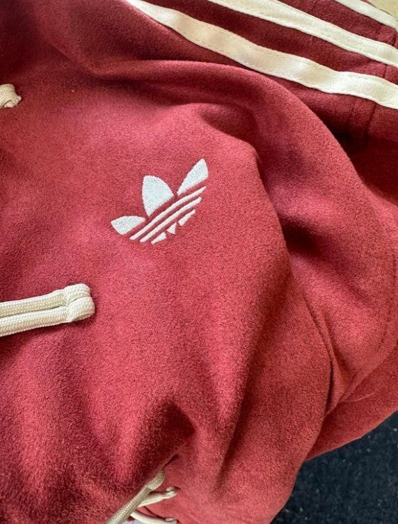 Adidas Giacche: Adidas Chinese New Year Jacke – Nuovo (secondo la descrizione) da Allschwil venduto da ale_99l7 1