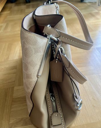 Coach Hand-/ Shoulder bag
