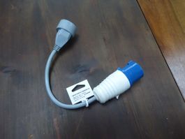 Adaptateur prise pour camping car