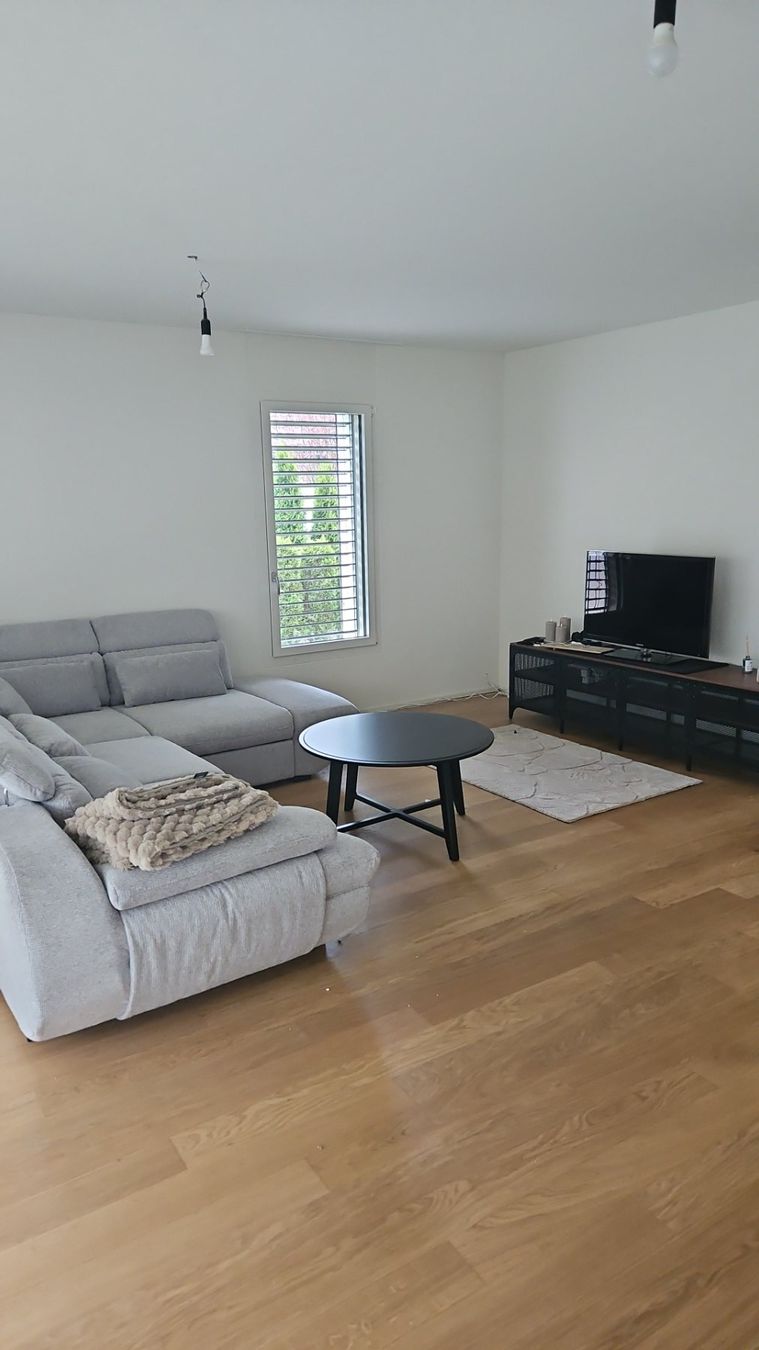 Conforama Sofas: Neuwertige Sofa zu verkaufen – Gebraucht aus Abtwil AG von cos_r8vk 5