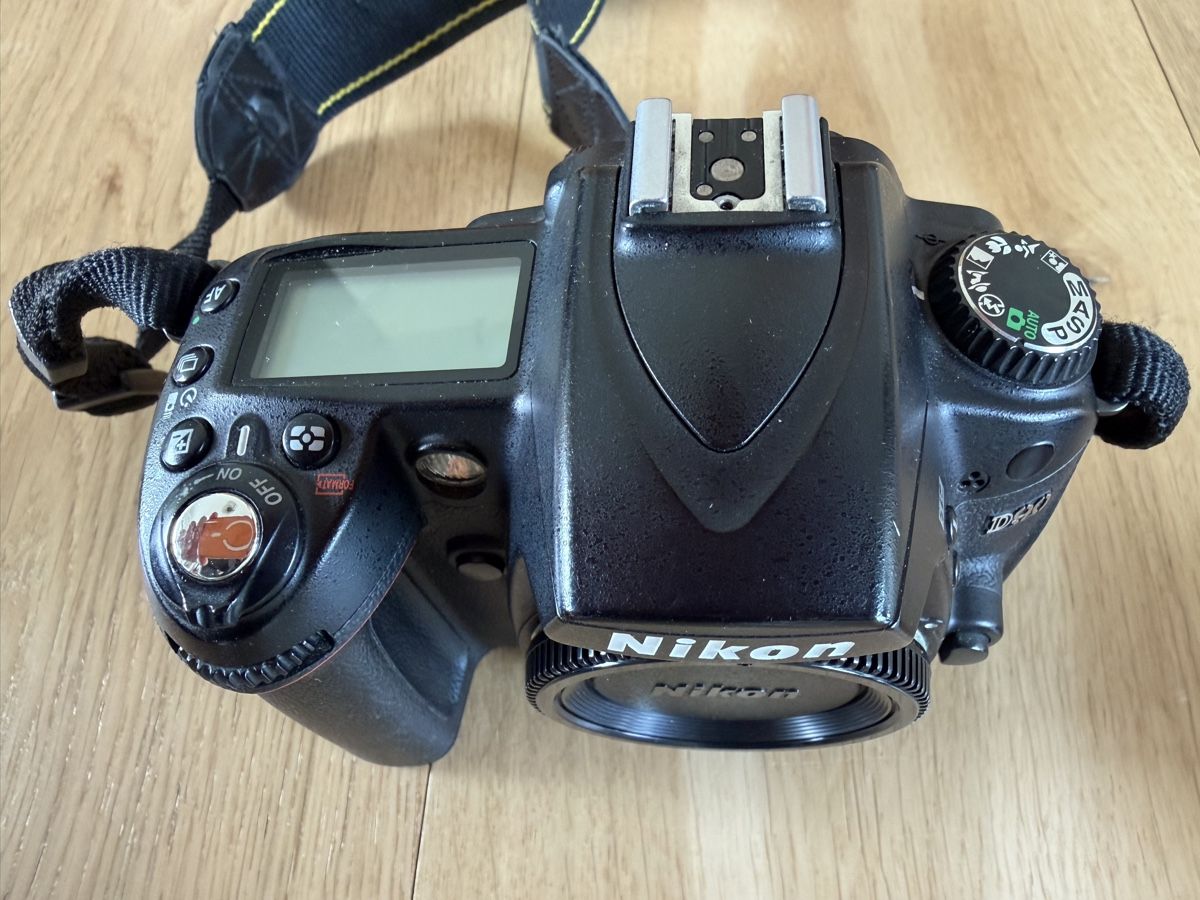 Nikon Fotocamera: Nikon D90 Camera + 3 Nikon lenses Set + Flash + Bag – Usato da Affoltern am Albis venduto da Claudio.c1