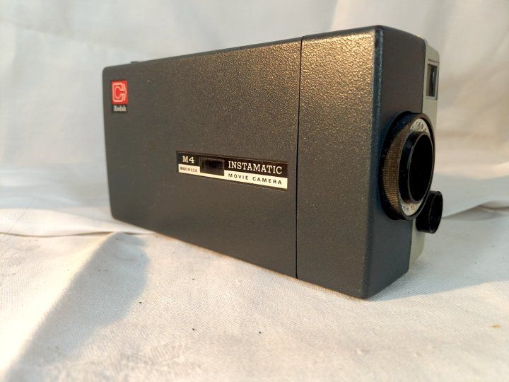 Videocamere: Kodak M-4 instamatic caméra 8mm Vintage – Usato da Ponts-de-Martel venduto da Henri-Louis 5