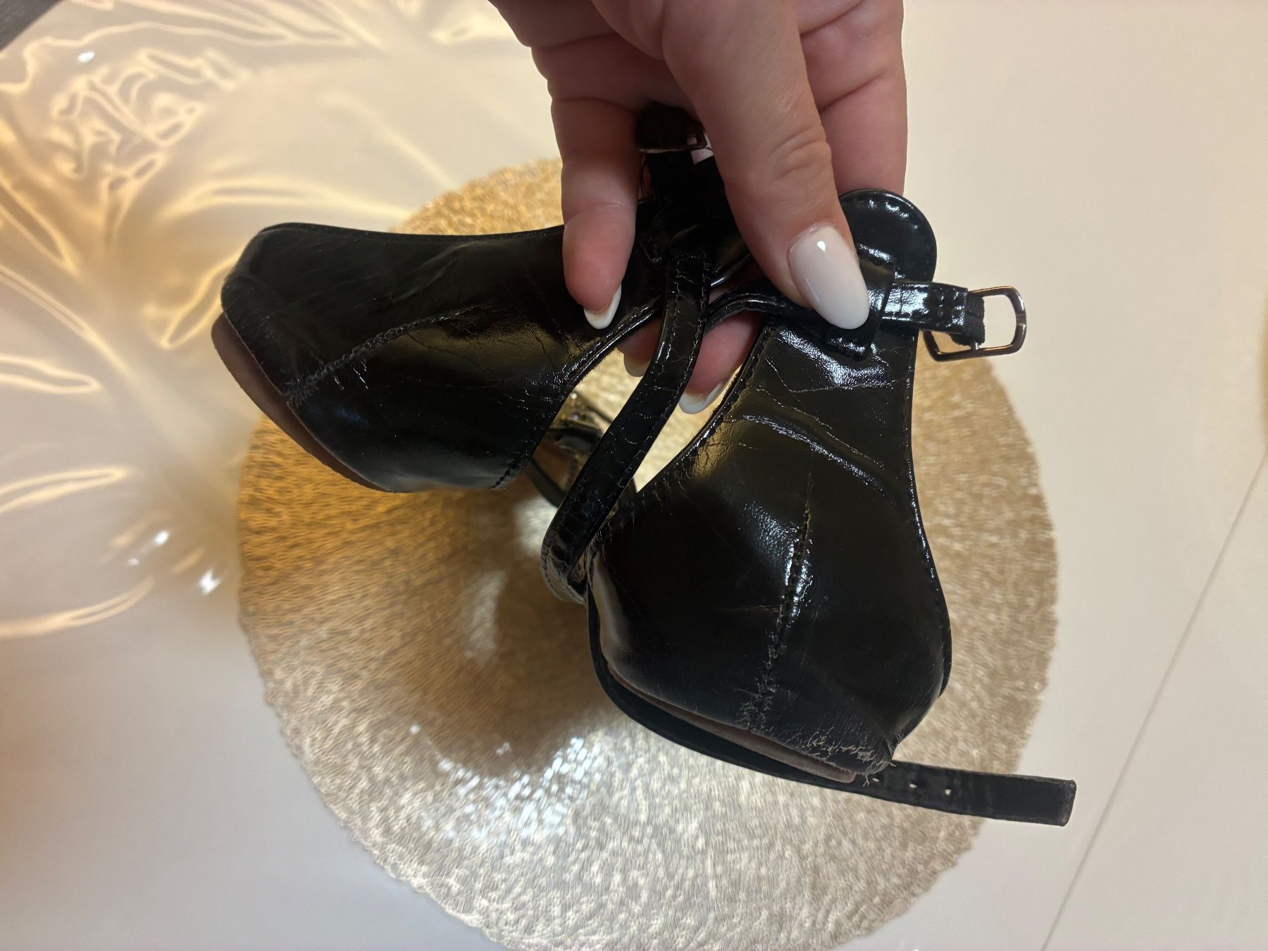 Scarpe da donna: Sandali neri con strass da donna, 39 usati – Usato da Zürich venduto da fra_8fn2 1