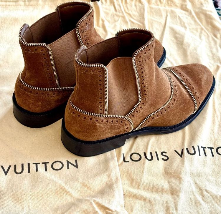 Louis Vuitton Scarpe da donna: Bottines LV en cuir – Usato da Lausanne venduto da Christinaki 5