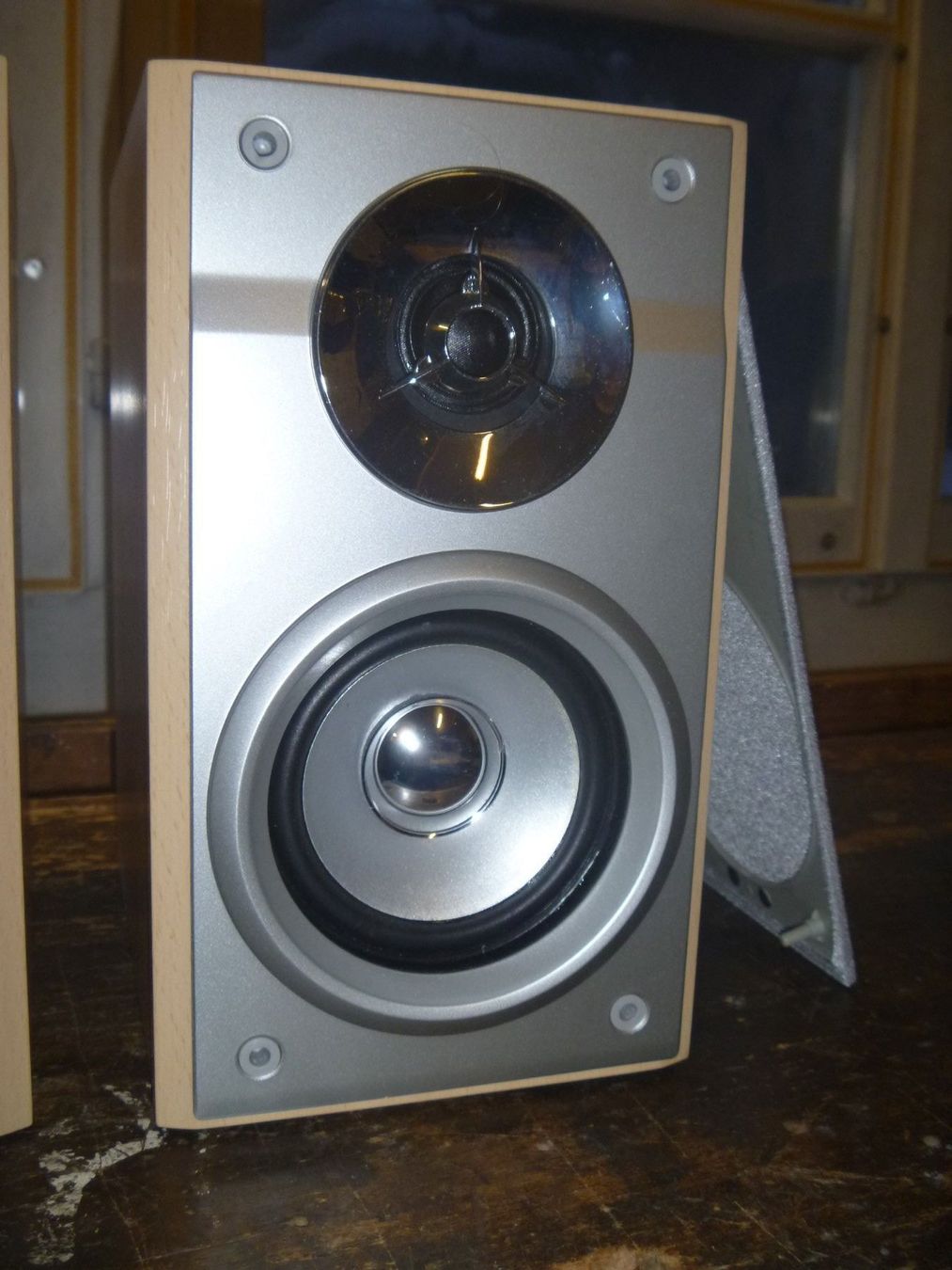 Sharp Casse acustiche: kleine Lautsprecher 6 Ohm 100Watt Sharp – Usato da Rüti ZH venduto da baumchen 3