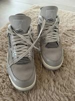 Nike Air Jordan 4 Retro Frozen Moments 