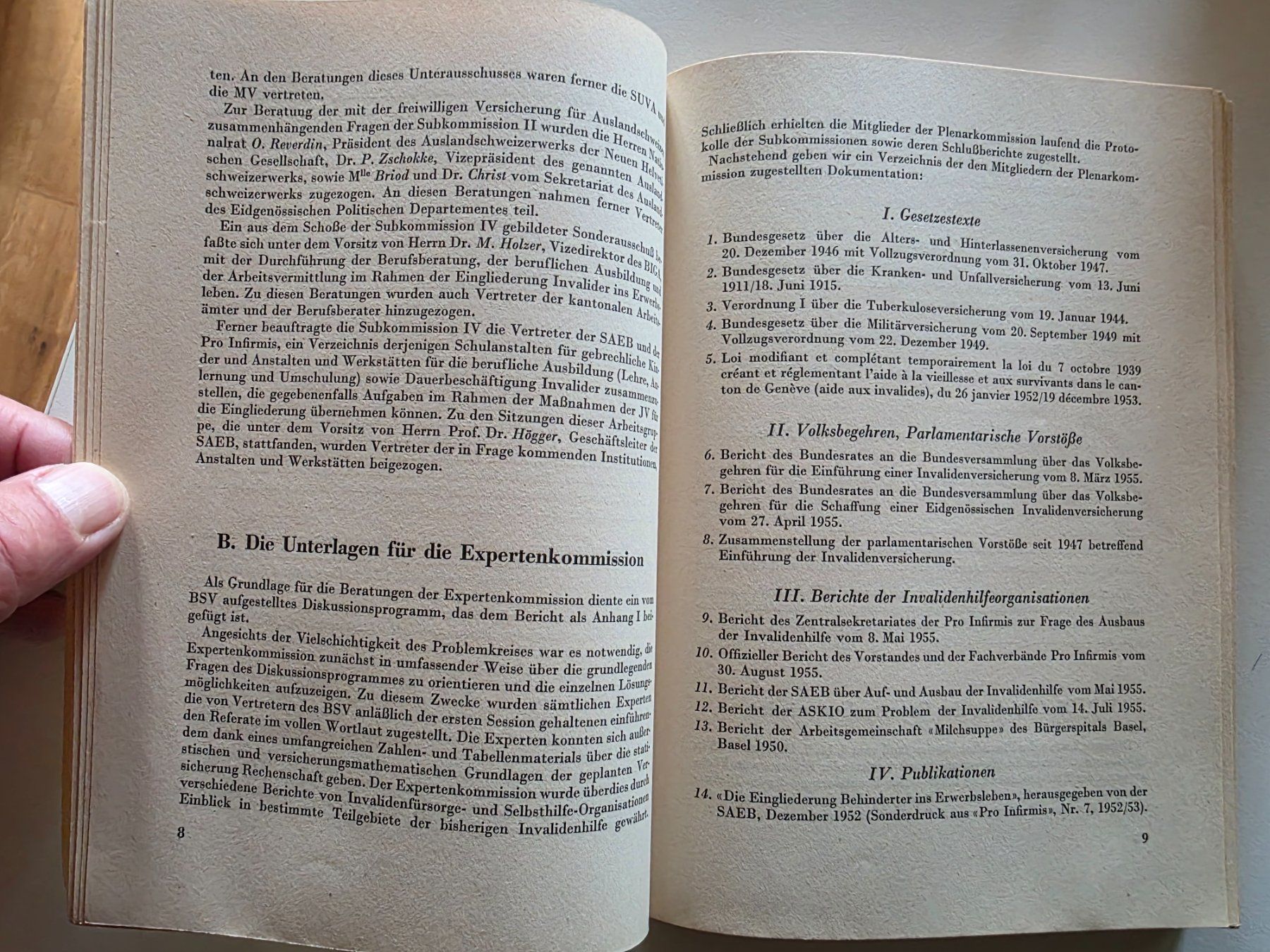 Libri: Bericht Eidgen. Expertenkommission Einführung IV 1956 – Usato da Walterswil BE venduto da Lonitti 6