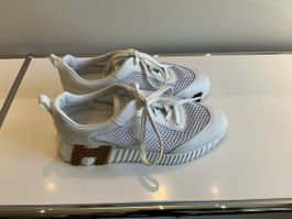 Sneaker von Hermès