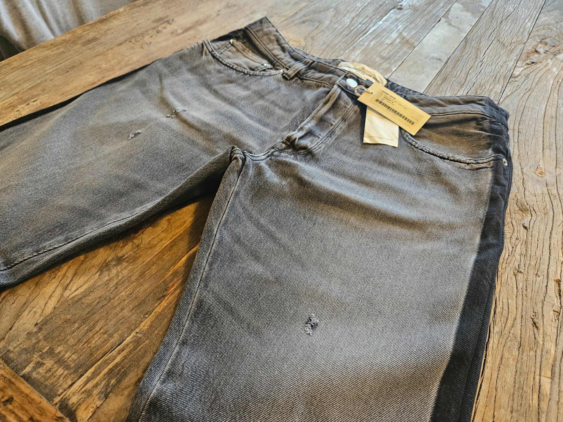 Jeans: Golden Goose Jeans 31 – Nuovo (secondo la descrizione) da Luzern venduto da schuhparadies159