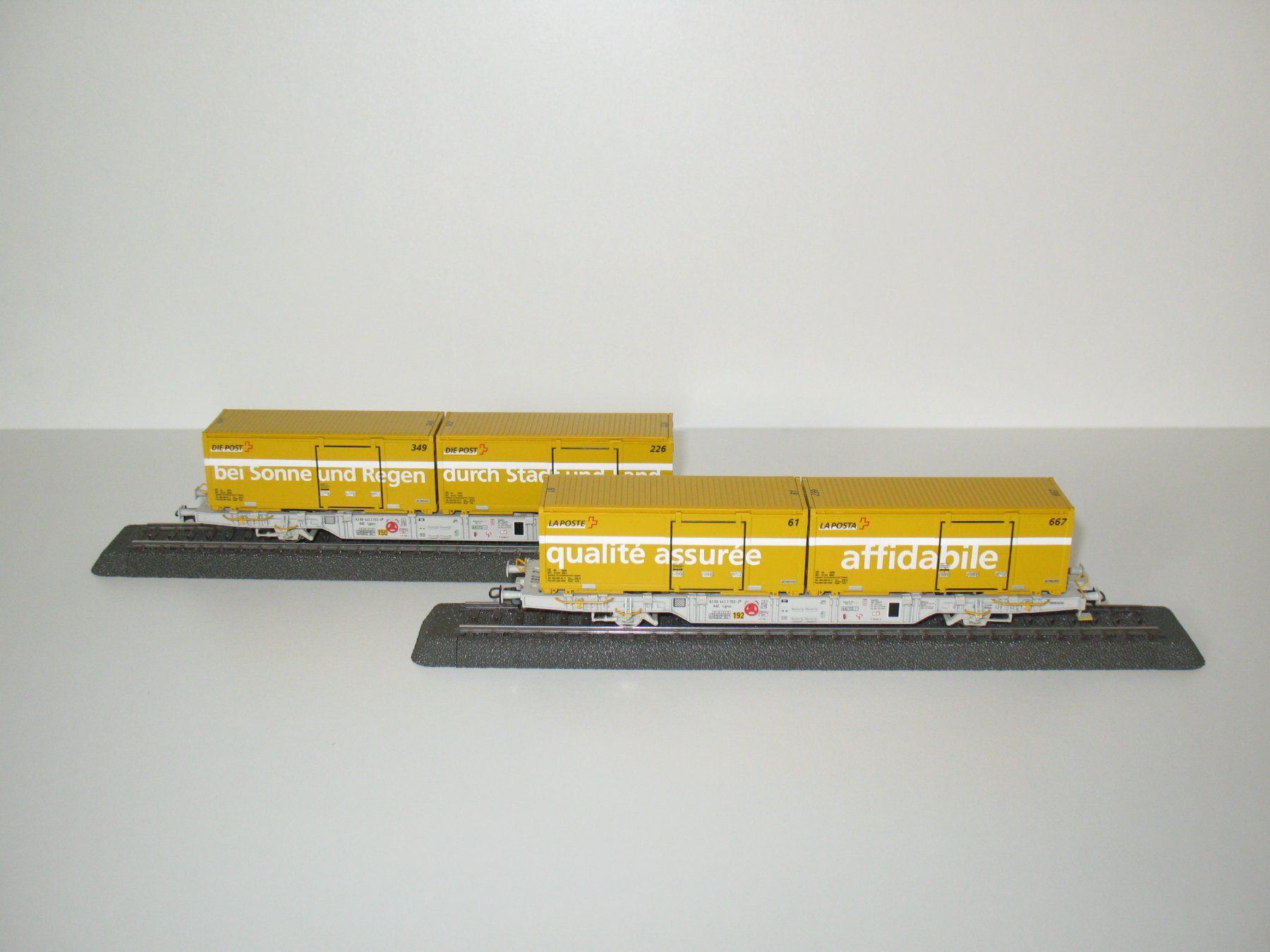 Liliput Modellini di ferrovie: SBB Containertragwagen-Set "Schweizer Post" / Liliput 240042 – Usato da Ettiswil venduto da Caapraibex 5
